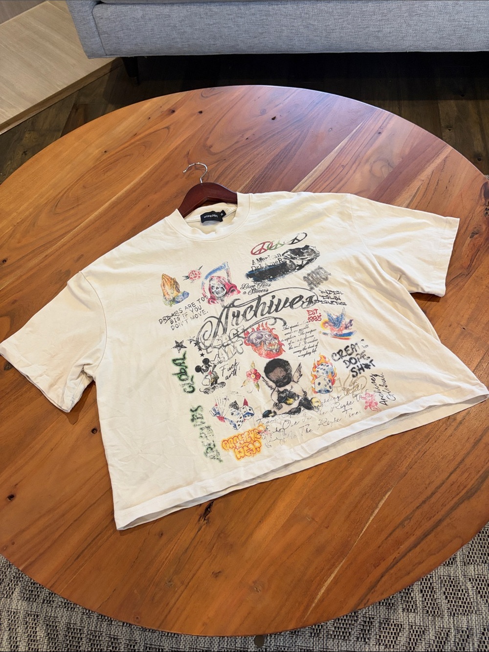 ⚡️ Men’s crop tee size M